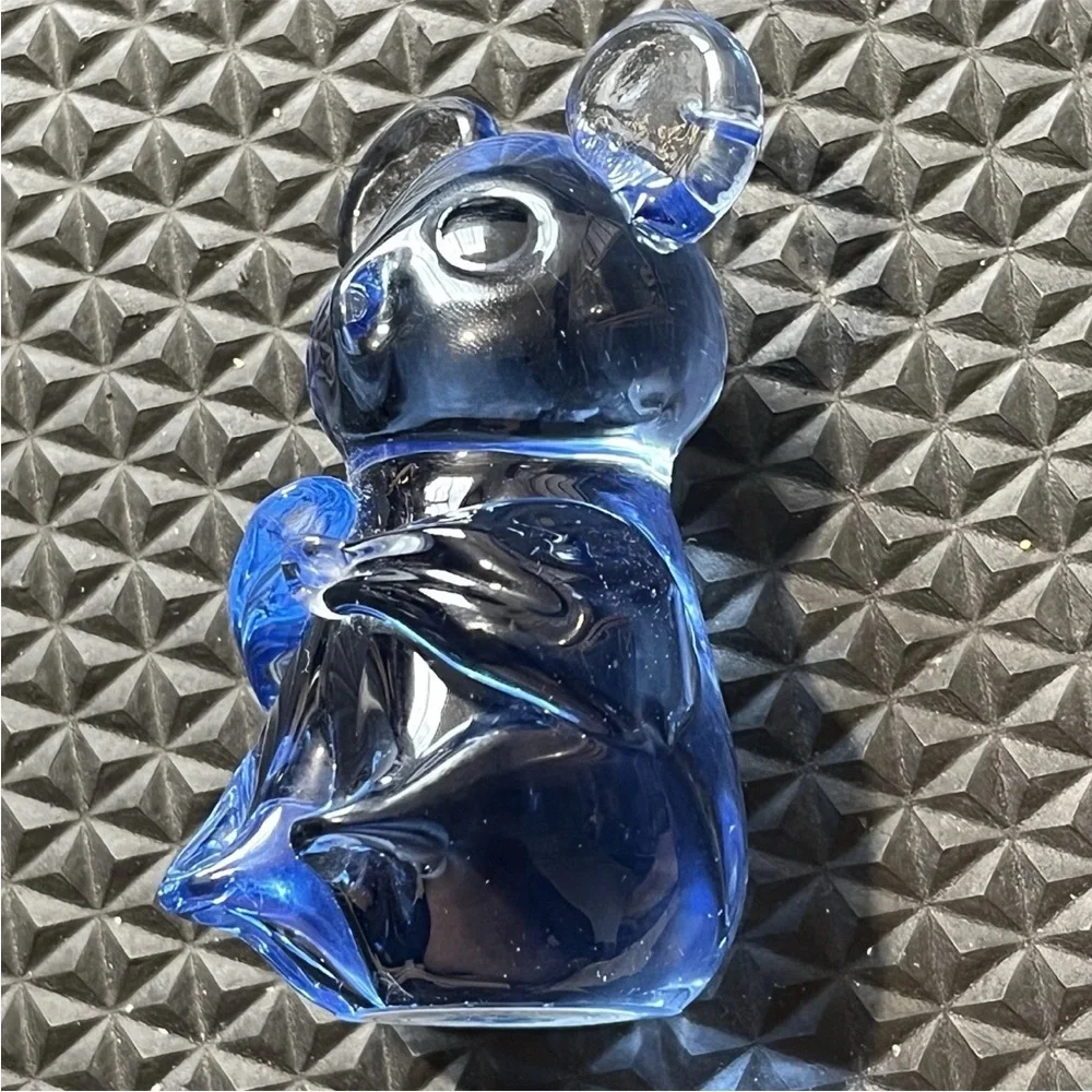 N/A charming blue